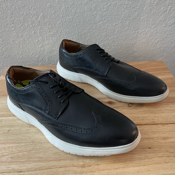 Florsheim Dash Wingtip Oxford Shoe Black 8M - Picture 1 of 8
